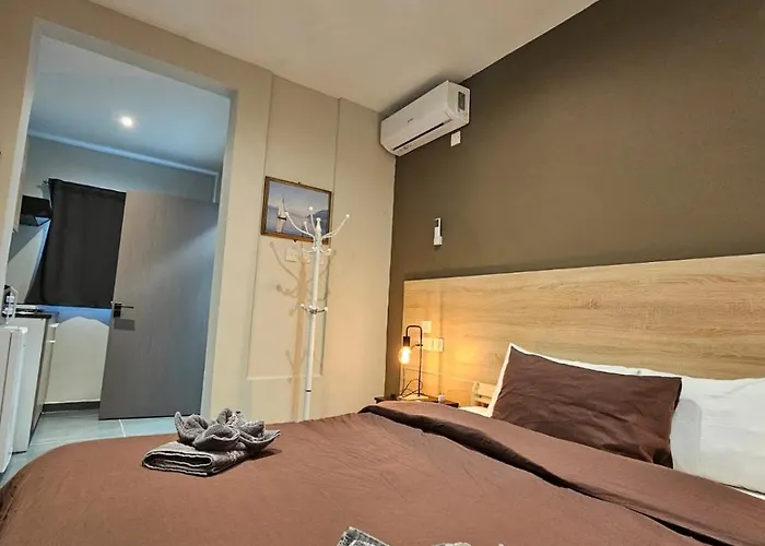 Mingles Bed & Breakfast Gzira